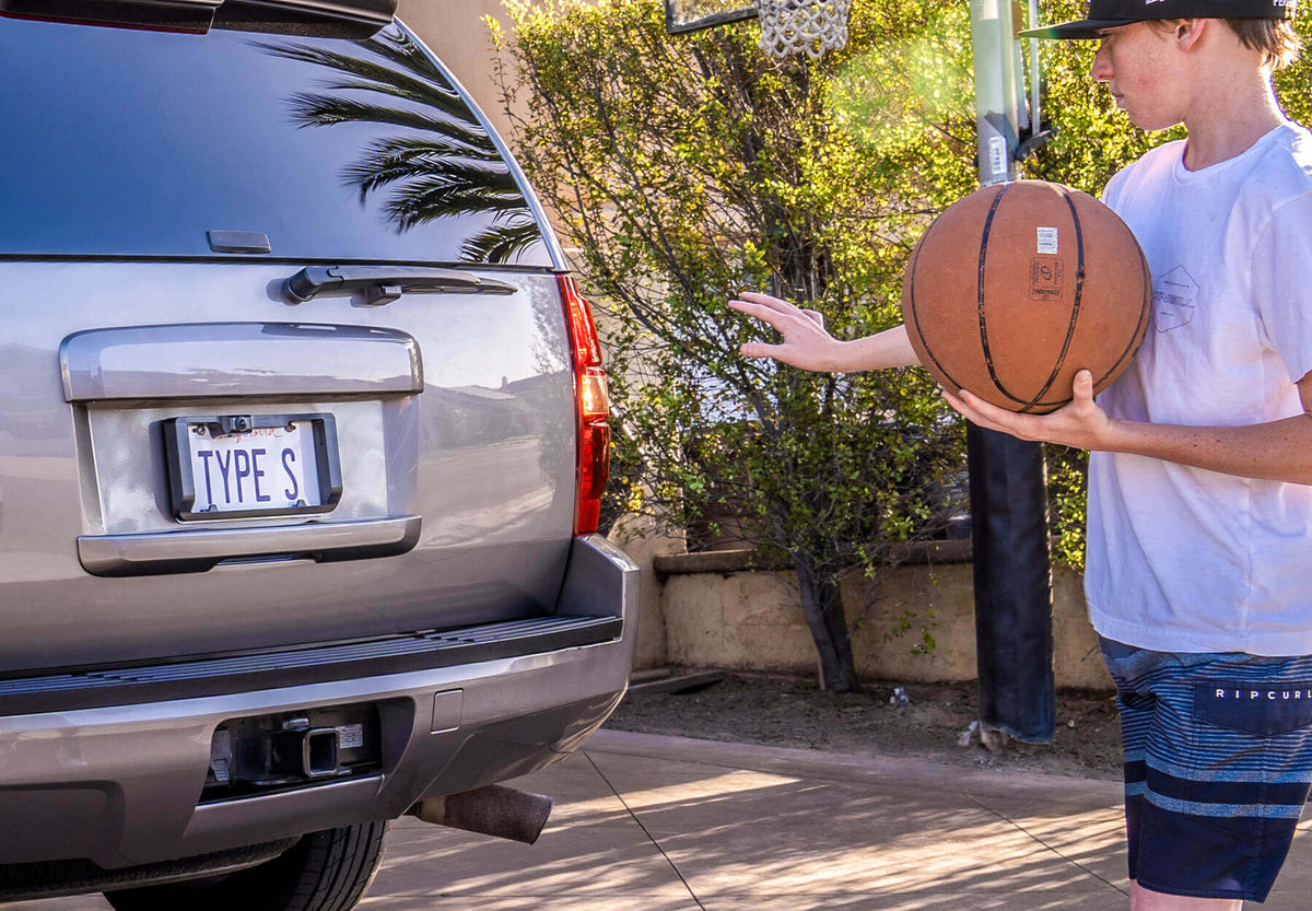 The Benefits of Installing a Backup Camera in Your Vehicle