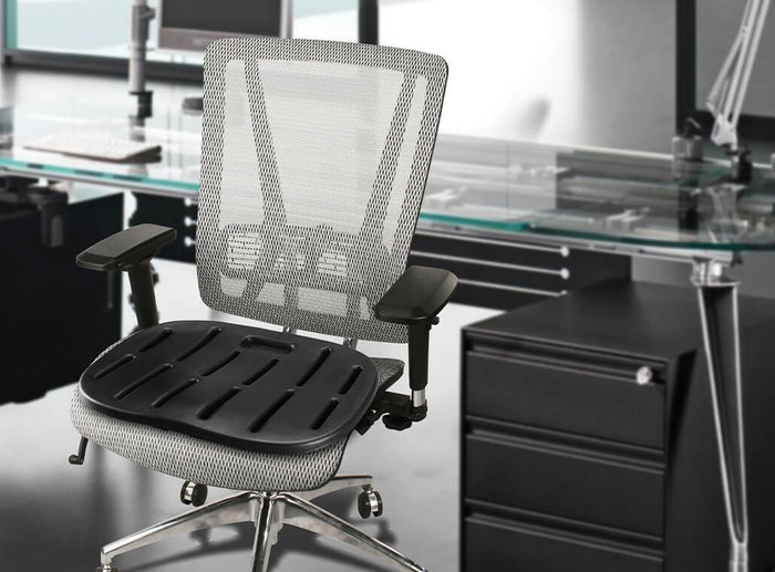 Cushion clearance type chair